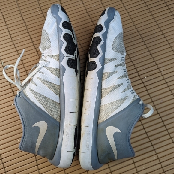 Nike Free Trainer 5.0 V6 White Dove Grey Running Flywire Sz 11.5 Mens 719922-110 - Picture 5 of 9